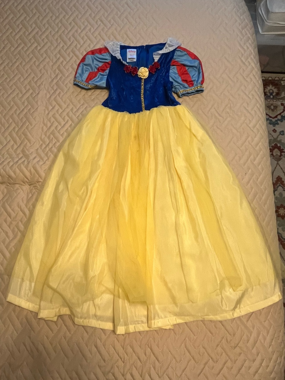 rare 2000s snow white dress